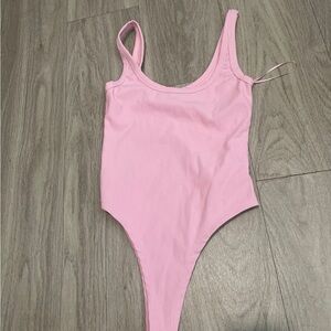 Edikted Soft Pink Ribbed Top